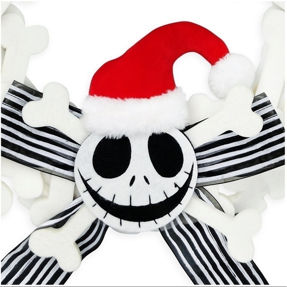 Jack Skellington Holiday Wreath - The Nightmare Before Christmas - Picture 3 of 14